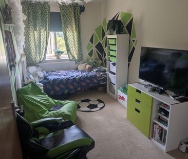 Lake View, Catsfield Close - Photo 5