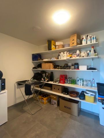 Ruime halfopen gezinswoning met 3 slaapkamers - Photo 3