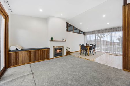 Neat & Convenient Living in a Central Wendouree Location - Photo 4