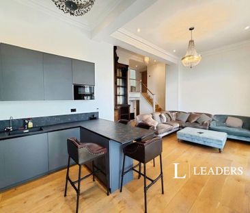 3 bedroom duplex to rent Percival Terrace, Brighton, East Sussex, BN2 - Photo 3