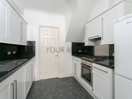 2 bedroom detached house to rent - Photo 2