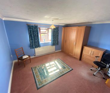 4 bedroom detached house to rent - Photo 4