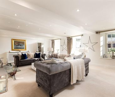 5 bedroom semi-detached house to rent - Photo 1