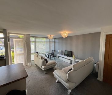 2 Bed Flat, Gorse Hey Court, L13 - Photo 2