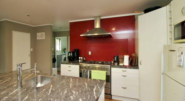 99 Tui Crescent - Photo 1