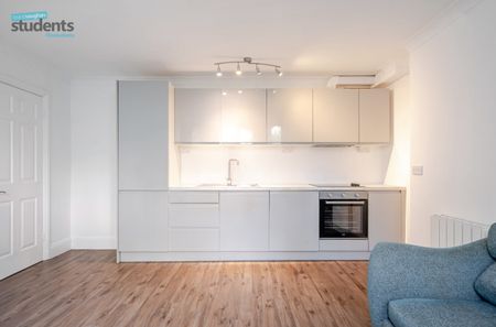 2 bedroom apartment to rent - Photo 5