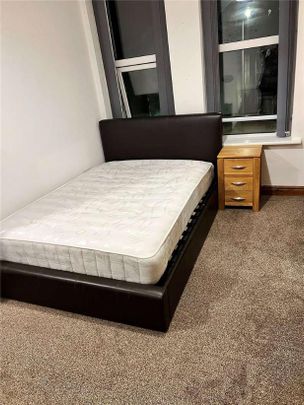 Richmond Road, Cardiff, CF24 - Photo 1