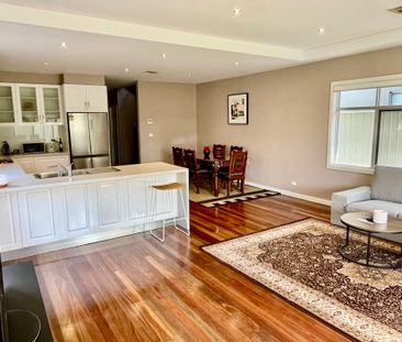 Altona North - Photo 4