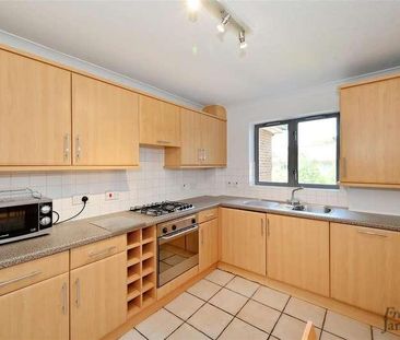 Compass Poiint, Grenade Street, London, E14 - Photo 6