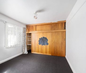 Spacious. Convenient. Water Views - Photo 2