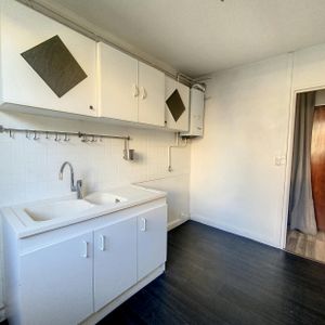 Villeurbanne : Agréable T2 de 42 m²en rez-de-chaussée - Photo 3