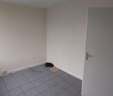 House to rent - Photo 2