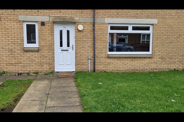 2 Bed Flat, Cuthelton Street, G31 - Photo 1