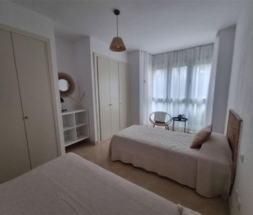 2 room luxury Flat for rent in Marbella, Andalusia - Photo 4