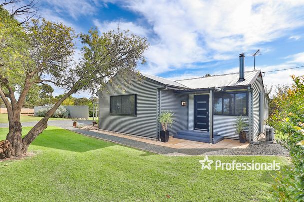 61 Wilga Avenue, Gol Gol NSW 2738 - Photo 1