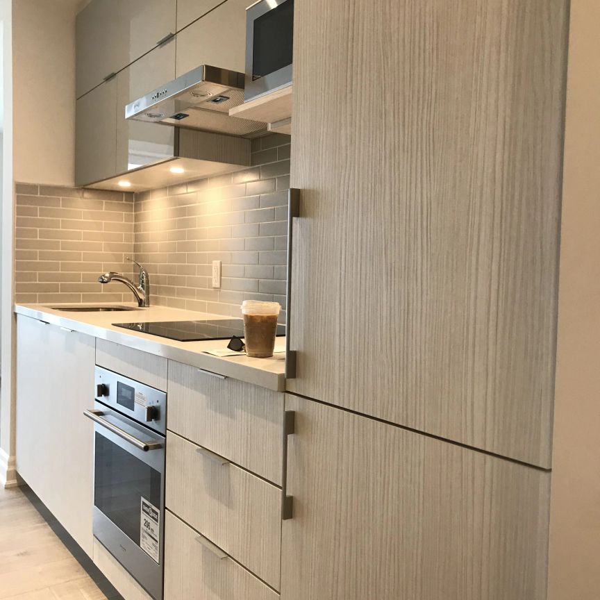 8 Rouge Valley Drive W #804b - Photo 1