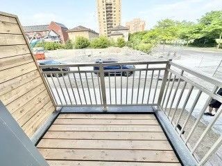 For Lease - 260 Twelfth Street Unit# 2, Toronto, Ontario - Photo 4