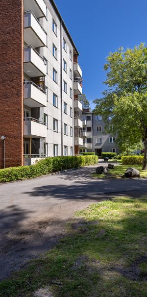 Norra Storängsvägen 38 - Photo 2