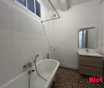 Location Appartement 4 pièces 84m² RENNES 35000 - Photo 4