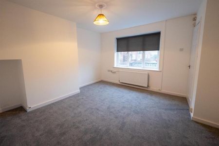 2 bedroom semi-detached house to rent - Photo 2