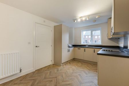 3 bedroom semi-detached house to rent - Photo 3