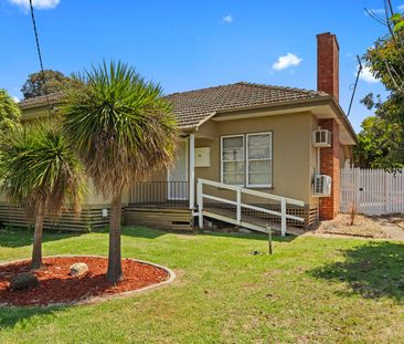 CUTE, COSY AND CENTRAL - Photo 1