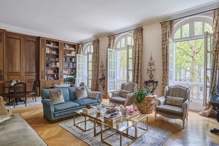 Tout savoir sur cet appartement dans le quartier Porte Dauphine, à Paris 16ème - Photo 2