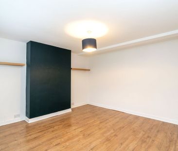 94 Groathill Road North - Photo 6