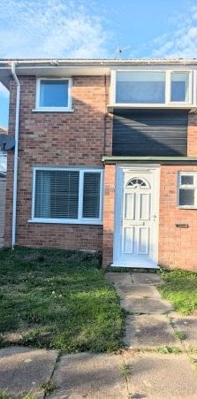 York Ride, Weedon, Northamptonshire, NN7 - Photo 1