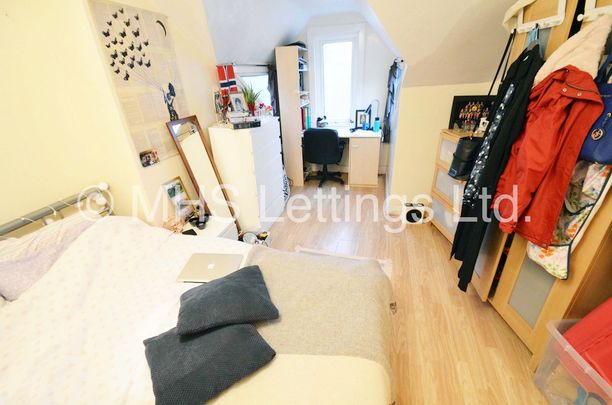 12 Delph Lane, Leeds, LS6 2HQ - Photo 1