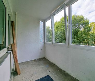 Modernisierte u. renovierte 3-Zi.-Wohnung mit Wintergarten-Balkon, ... - Foto 1