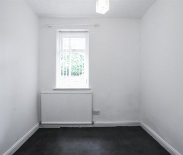 Burnley Road East, Rossendale - Photo 4