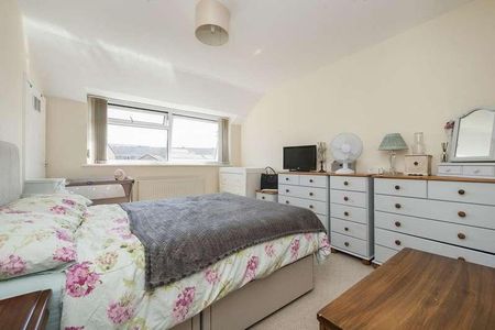 Canberra, Stonehouse, Gloucestershire, GL10 - Photo 4