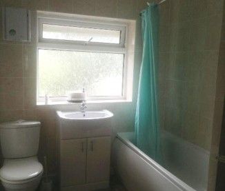 Inverclyde Road 7 bed house 67.50 per person per week - Photo 5