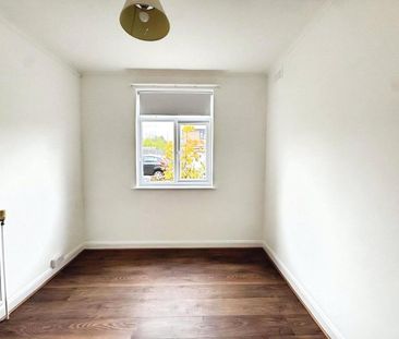 2 bedroom maisonette to rent - Photo 3