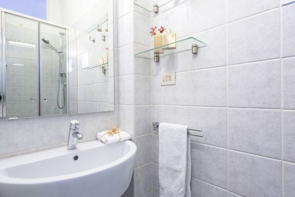 Duomo White - Photo 1