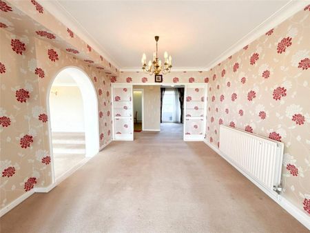 3 bedroom apartment to rent - Photo 5