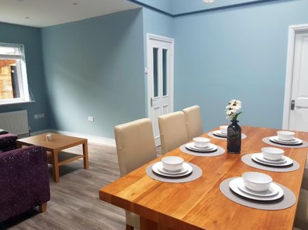 Apartment for rent, The Rise, Glasnevin (Dublin, Ireland) - Photo 2