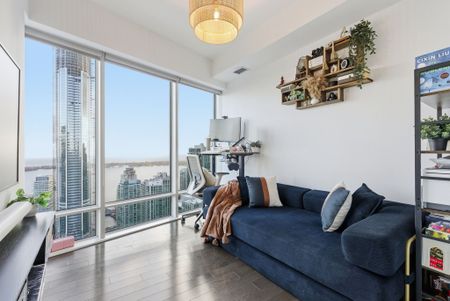 For Lease - 8 The Esplanade Street Unit# 5210, Toronto, Ontario - Photo 5