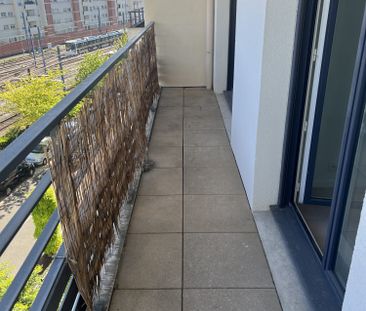 Location Appartement 2 pièces 38m² ISSY LES MOULINEAUX 92130 - Photo 4