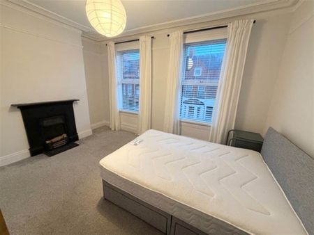 34 Elaine Street, Belfast, BT9 5AR - Photo 5