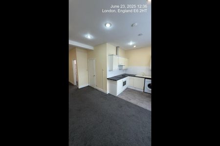 1 Bed Flat, High Street North, E6 - Photo 3
