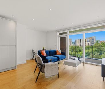 3 bedroom flat to rent - Photo 1