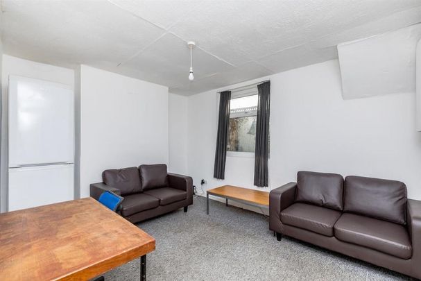 4 bedroom house share to rent - Photo 1