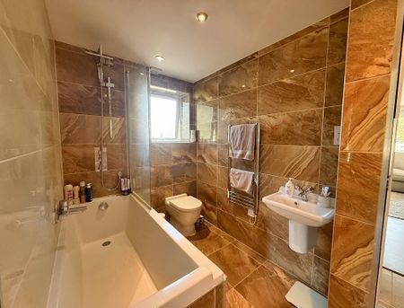 1 bedroom flat to rent - Photo 4