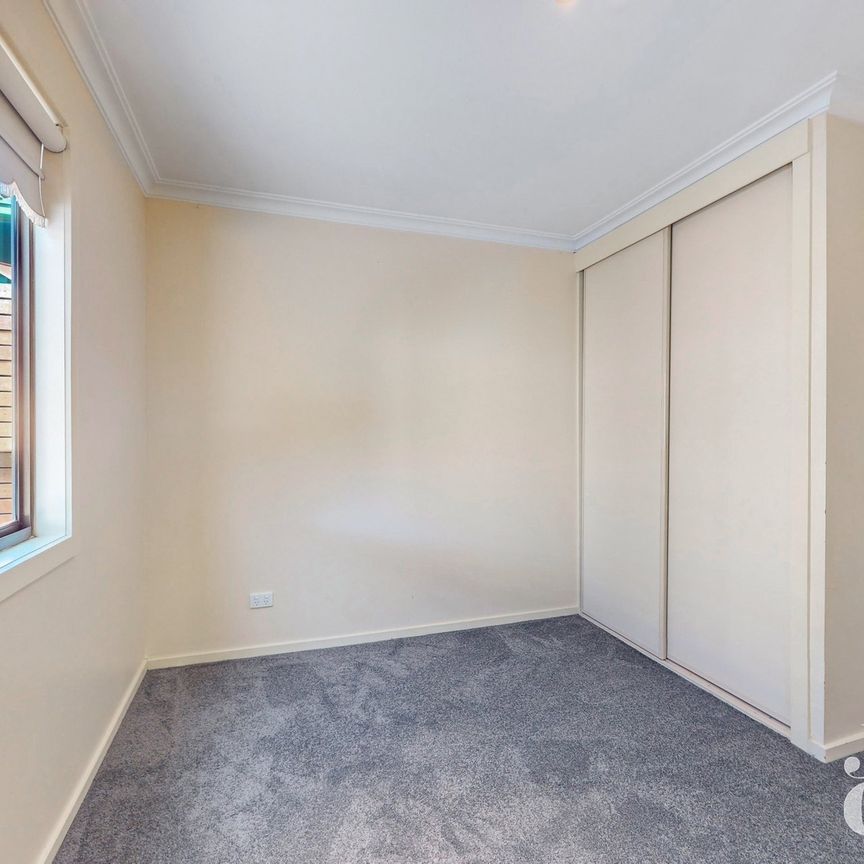 96 Haldane Road, Niddrie - Photo 1