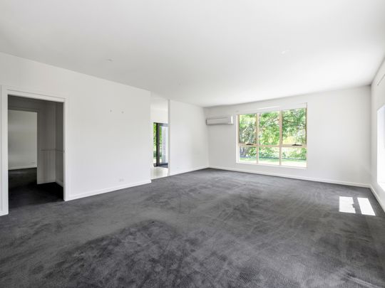 14 Long Vista Road, Blackstone Heights TAS 7250 - House For Rent | Domain - Photo 1