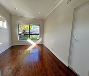 Large 4 Bedroom Brick Home - Photo 1