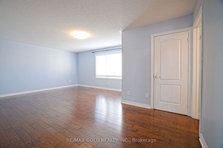 For Lease - 69 Calderstone Road, Brampton, Ontario - Photo 3