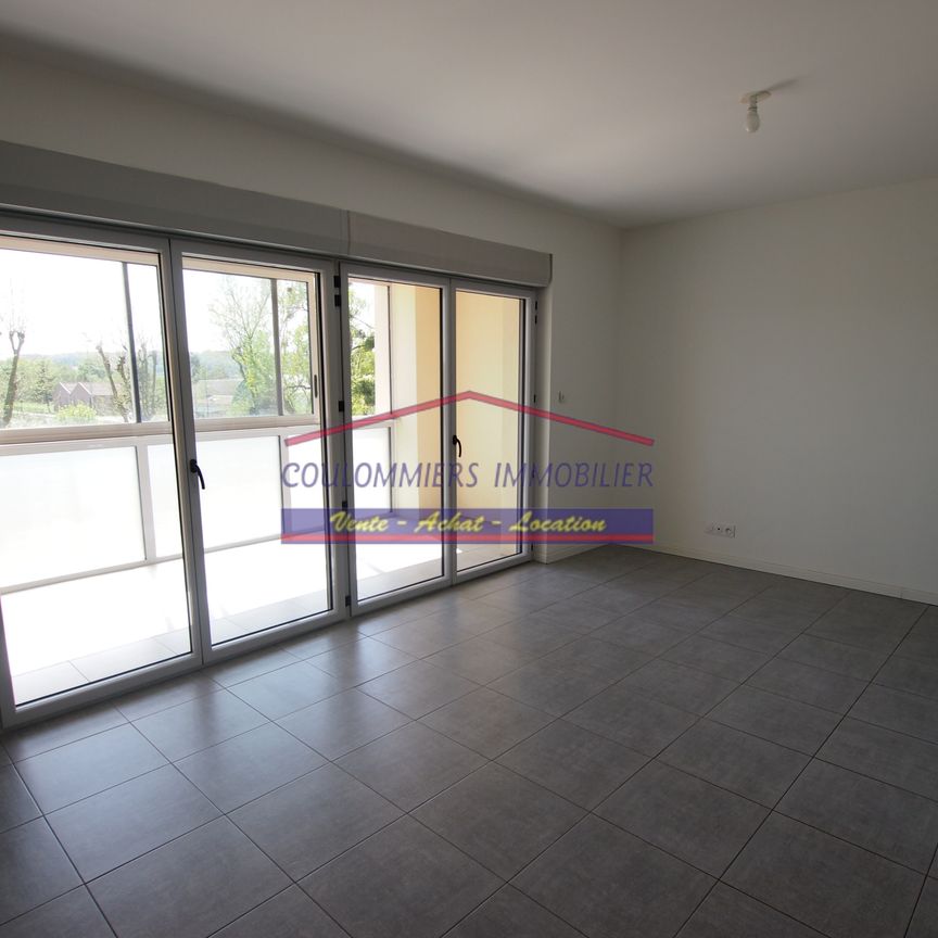 Location Appartement 3 pièces 63m² COULOMMIERS 77120 - Photo 1